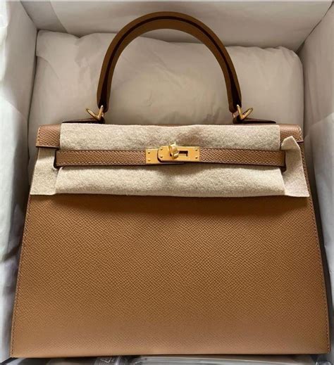 Hermès Kelly 25 Biscuit 01P Epsom 